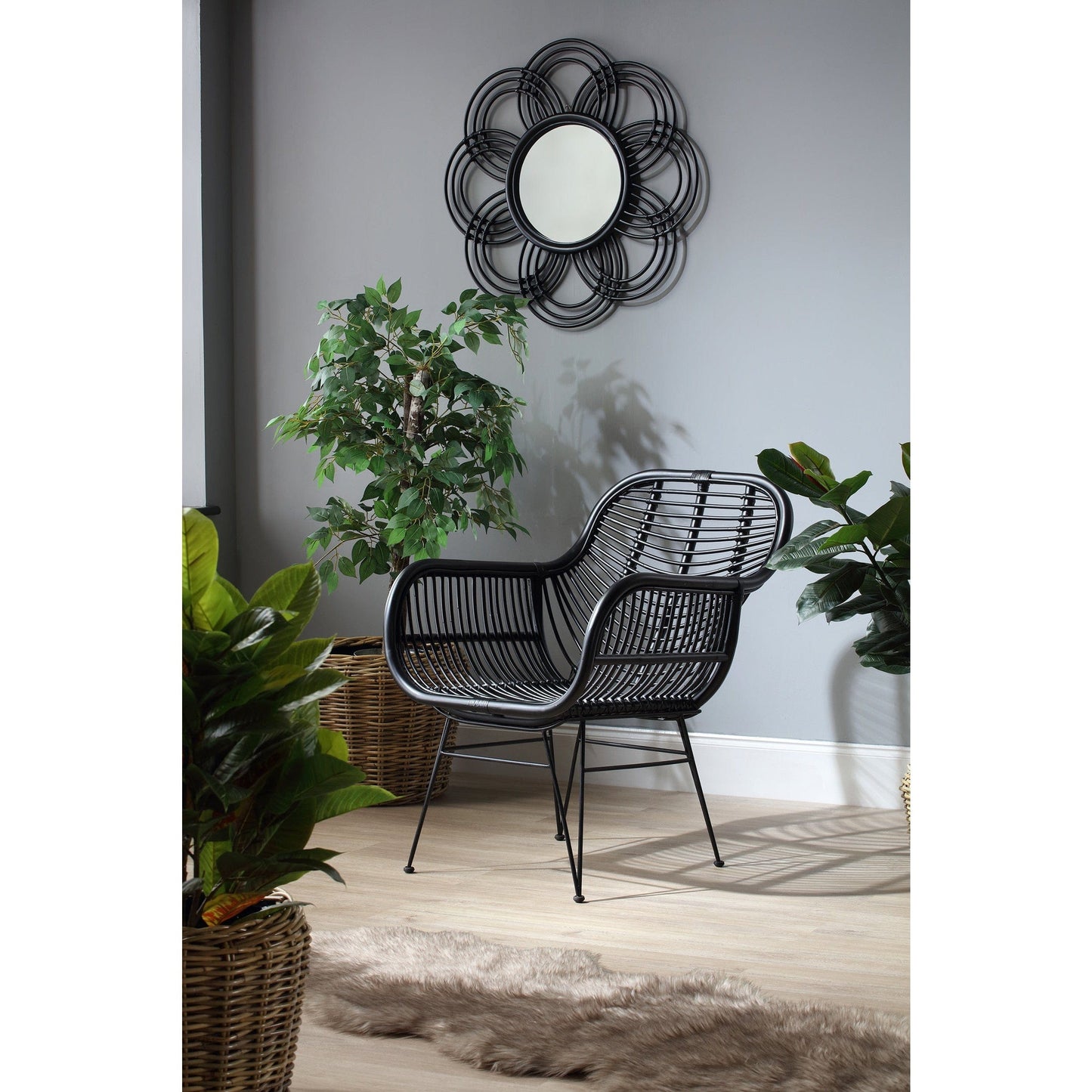 Black Sunflower Rattan Mirror